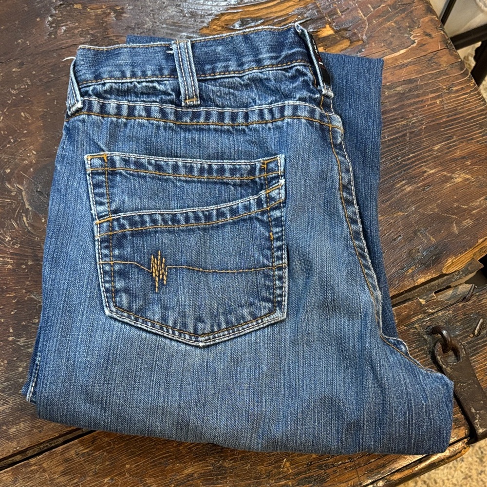ARIAT jeans